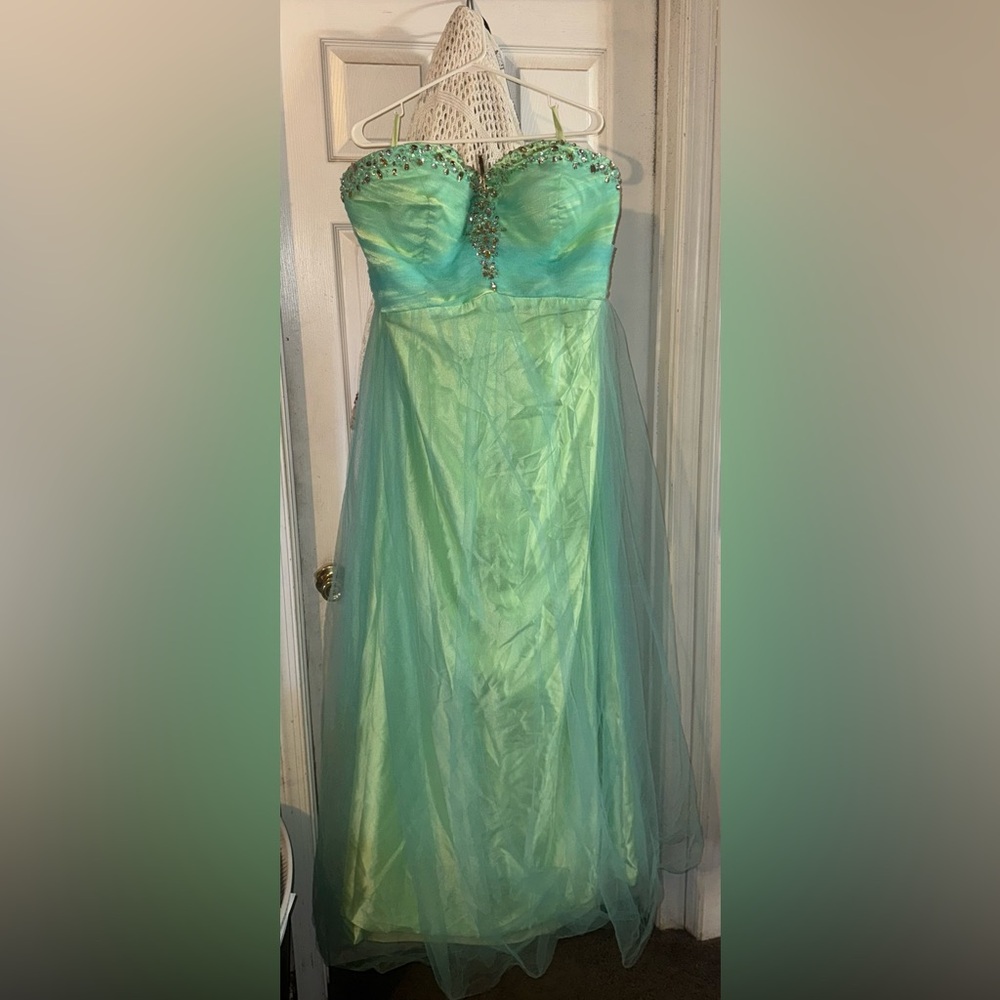 Prom Dress 👗